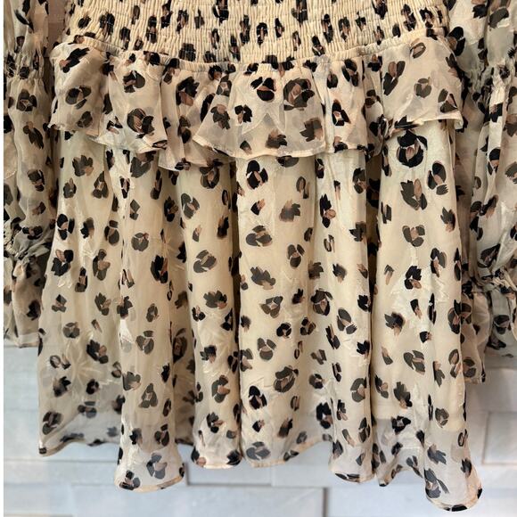LUXXEL Cheetah Print Blouson Sleeves Tered Smocked Ruffled Mini Dress L Coquette - Picture 4 of 7
